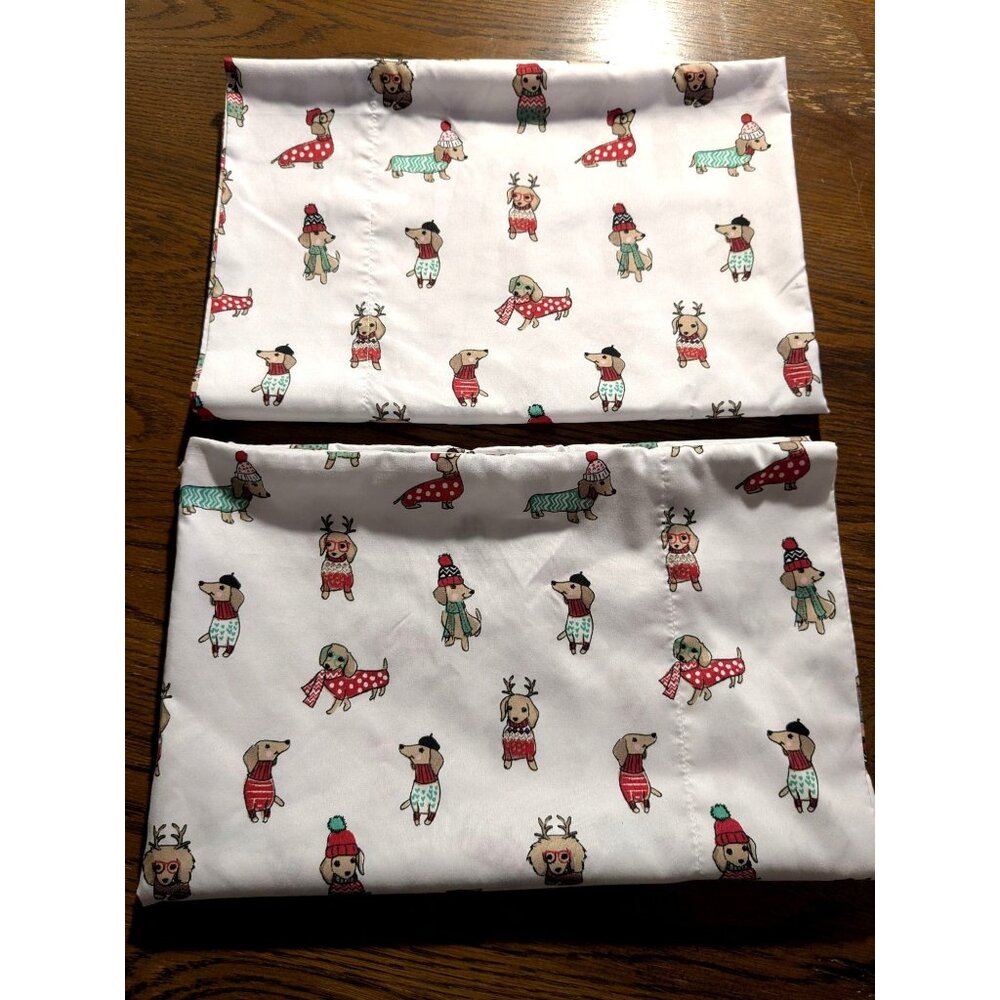 Cynthia Rowley Christmas Dachshund Print Standard Pillowcases Set Of 2